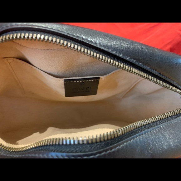 Gucci Mini Marmont Crossbody bag - Picture 10 of 16